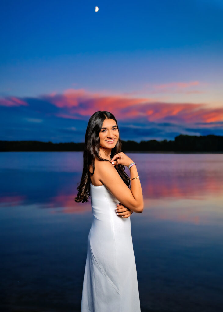 Lifestyle senior portrait photos | Two Wild Souls Blog senior photos stony creek