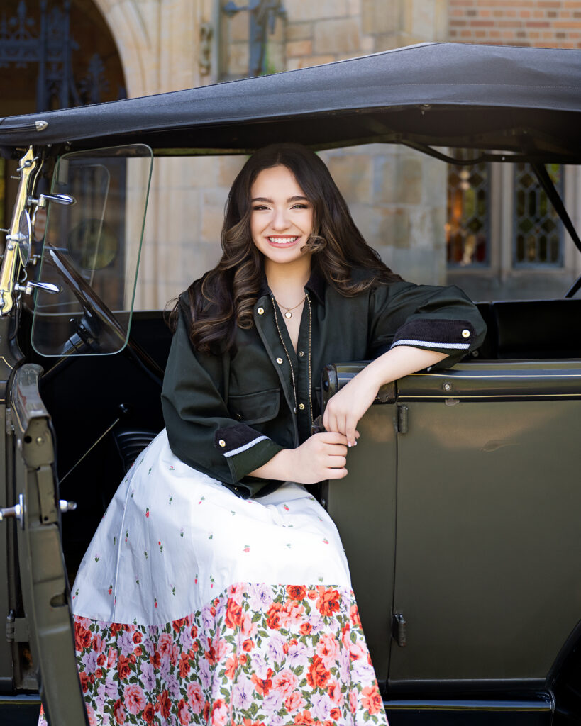 Senior Pictures Near Meadowbrook Hall (Rochester Hills)